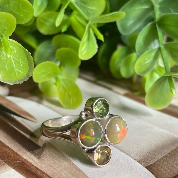 Fire Opal Ring with multi Natural gemstones US 9 splash of colors!! - Picture 6 of 8